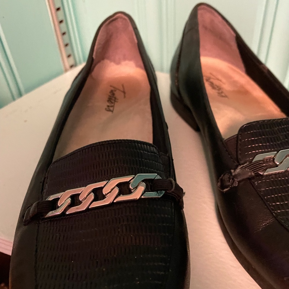 Trotters Anastasia Black Shoe - image 8